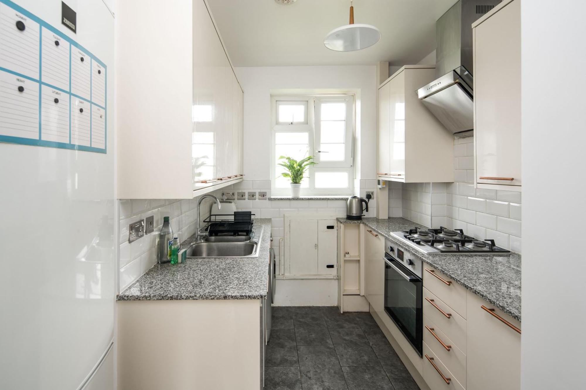 Appartement Stylish 2bd Flat With Balcony Near Stepney *